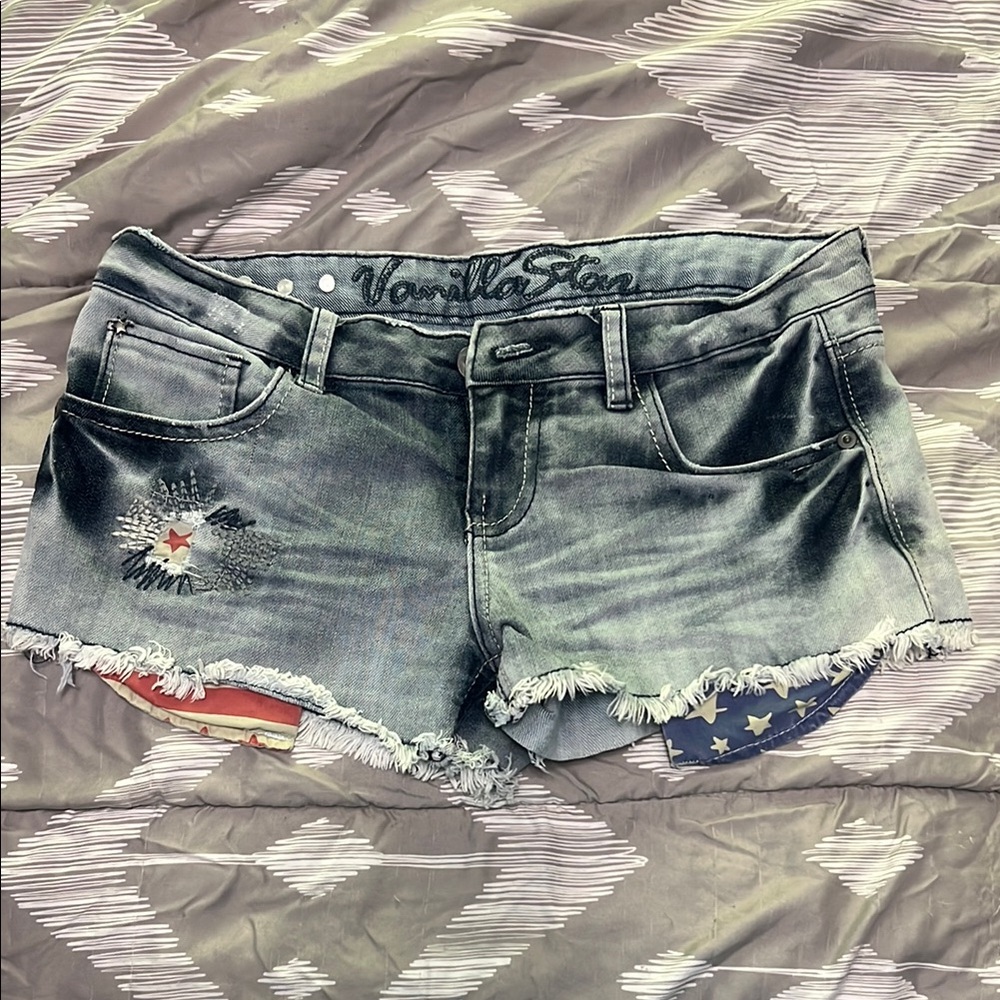 Vanilla Star Women's Distressed Denim Shorts - size 7